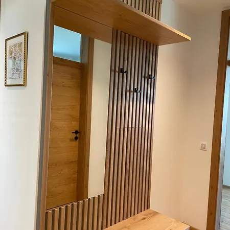 & Town Klagenfurt Apartment