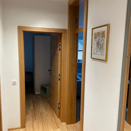 Apartment & Town Klagenfurt