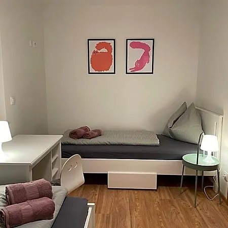 & Town Klagenfurt Apartment