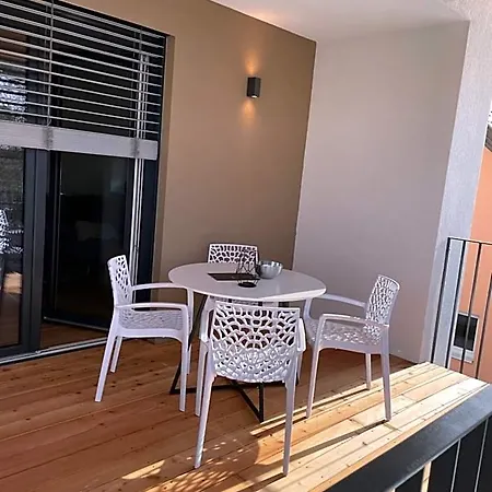 & Town Klagenfurt Apartment