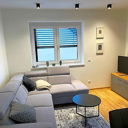 & Town Klagenfurt Apartment Klagenfurt am Woerthersee
