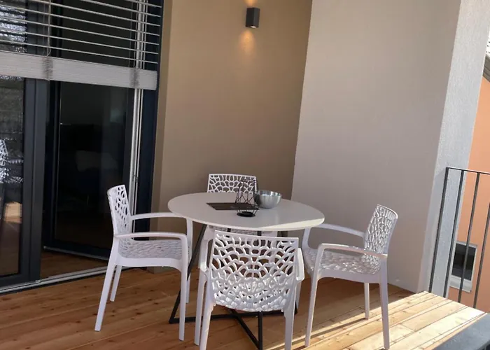 & Town Klagenfurt Apartman *